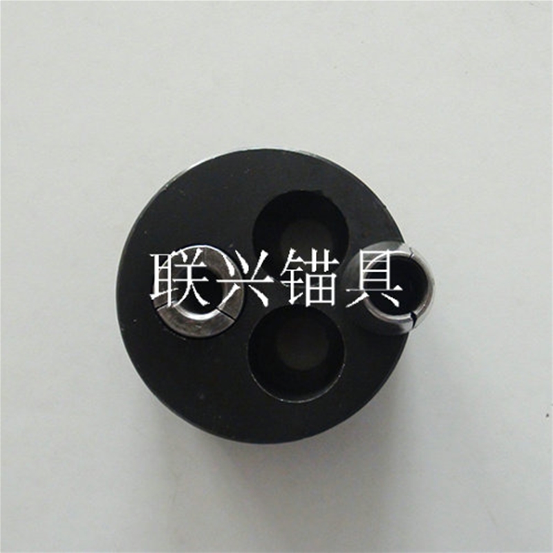 多孔锚具